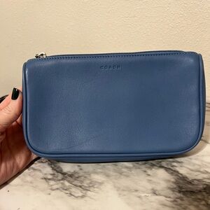 🩵💦 Coach Pool Sky Blue Leather Cosmetic Utility Toiletries Pouch 7193